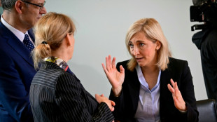 Warken setzt Zusatzbeitrag bei 2,9 Prozent fest - Kassen warnen höhere Kosten