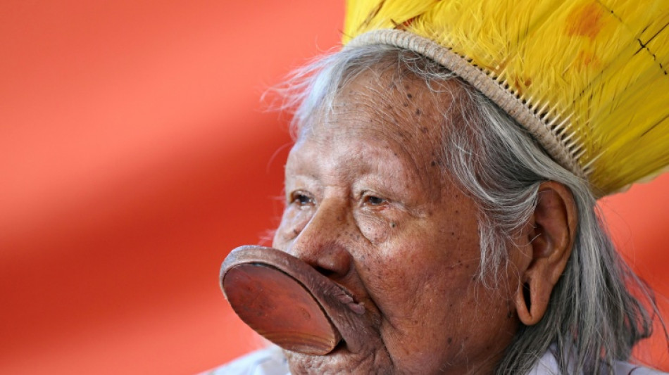Brasilianischer Indigenen-Anf&uuml;hrer Raoni auf Intensivstation verlegt