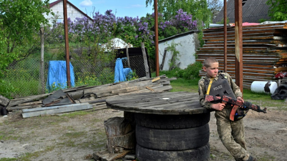 Jugar a la guerra, algo m&aacute;s que un entretenimiento para los ni&ntilde;os ucranianos