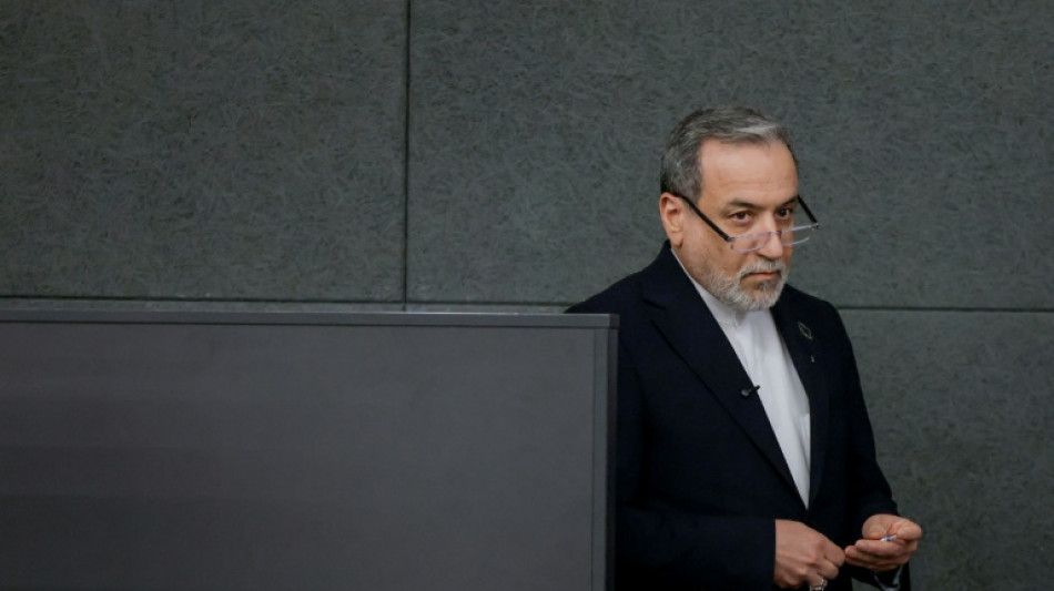 El canciller iran&iacute; se re&uacute;ne con Putin tras colapso de las negociaciones en Pakist&aacute;n